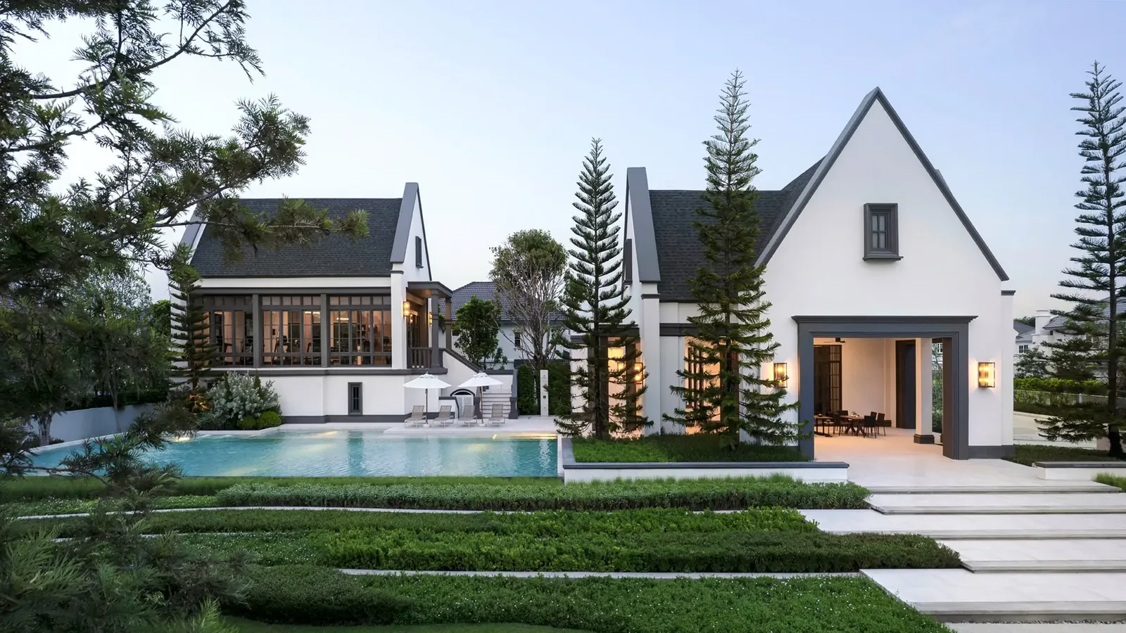 CHAIYAPRUEK พรานนก - สาย2 โครงการบ้านโดย Land & Houses